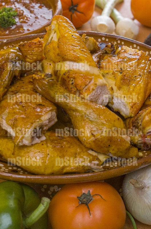 Pollo asado con piel