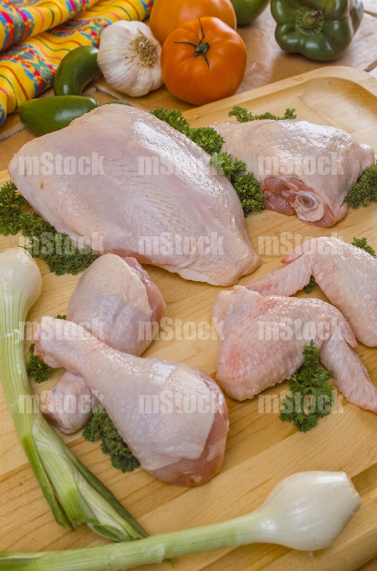 Pollo fresco con piel