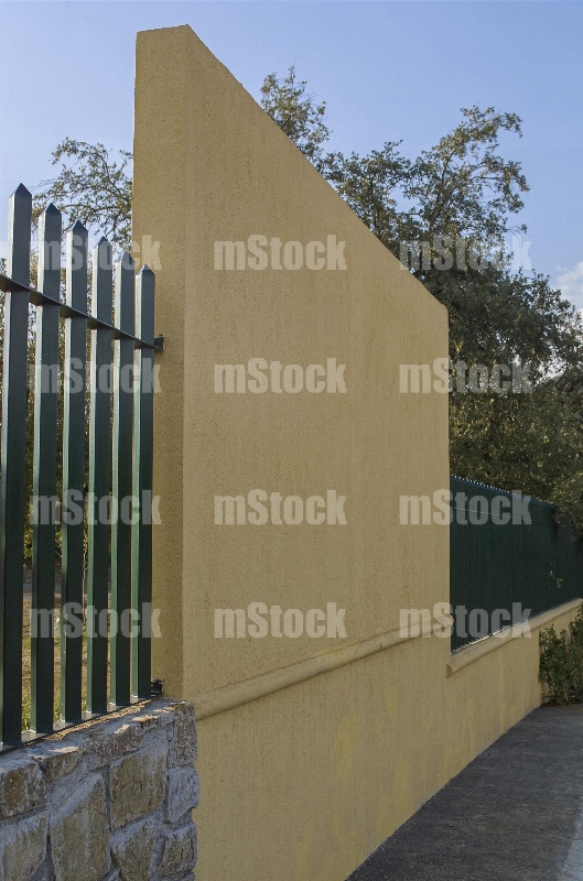Muro Perimetral 1