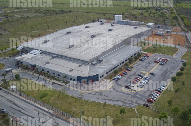Nave Industrial 13