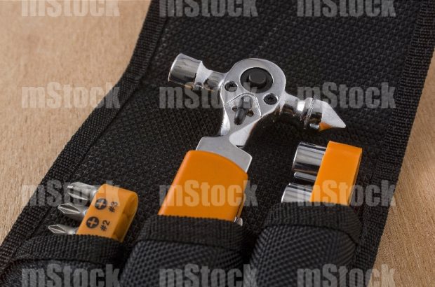 Navaja de Bolsillo Multiherramienta 1