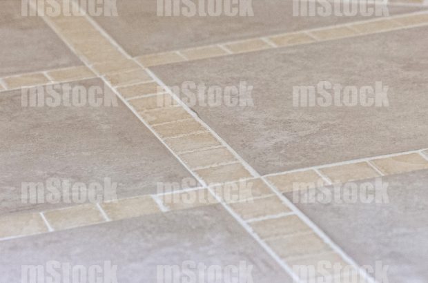 Piso de Azulejo