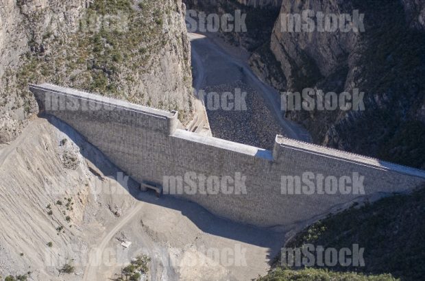 Cortina Rompepicos 3