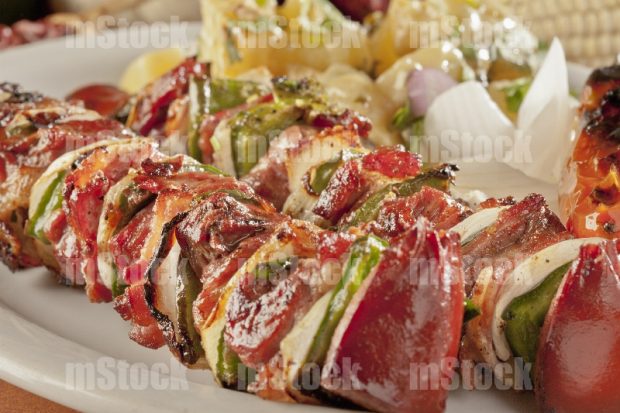 Brochetas de carne