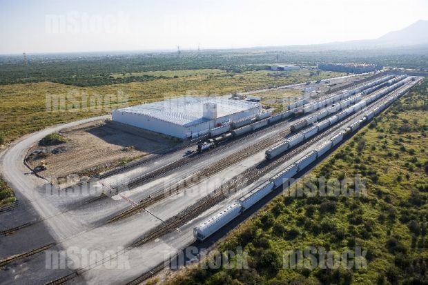 Nave Industrial 24
