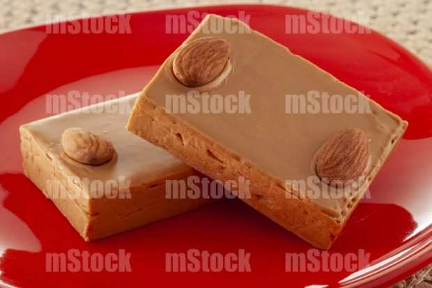 Barra de leche con almendra