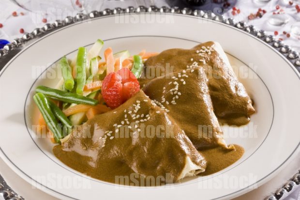 Crepas con mole