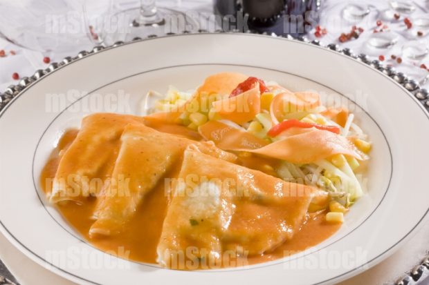 Crepas con salsa