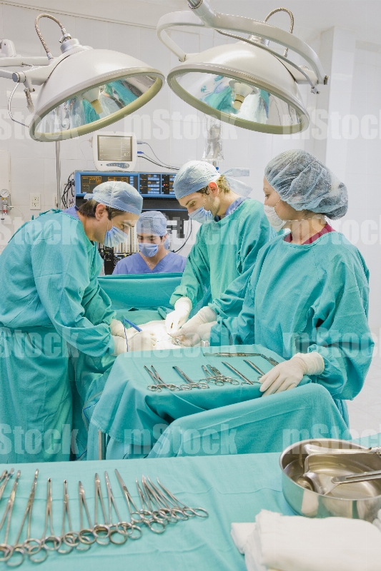 Médicos en Cirugía 1
