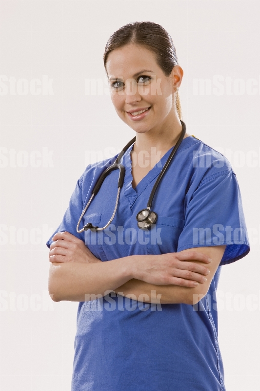 Doctora con estetoscopio 14