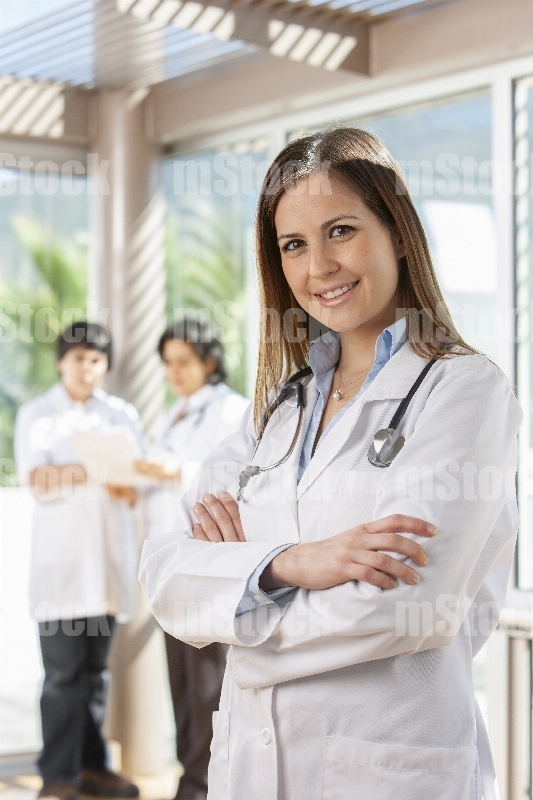 Doctora joven en hospital