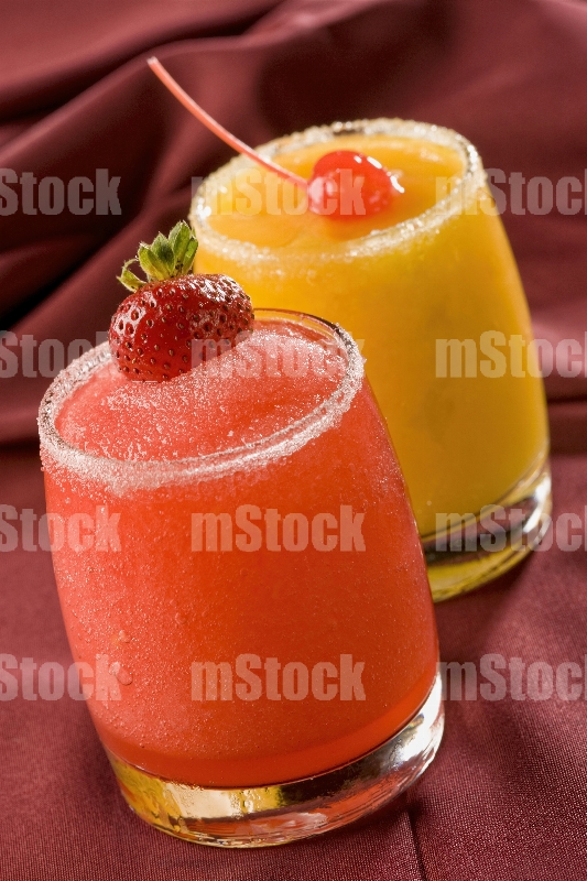 Margaritas de fresa y mango
