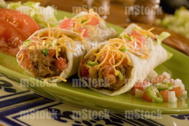 Burritos con Frijoles y queso