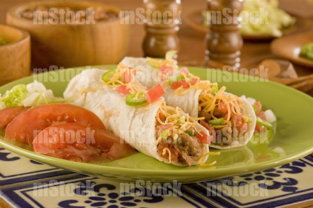Burritos de Frijoles con queso