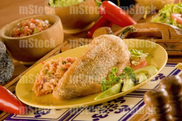 Chile relleno con arroz