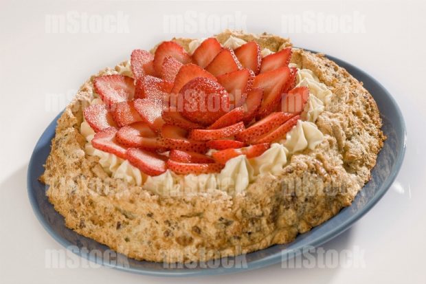 Mostachón con fresas