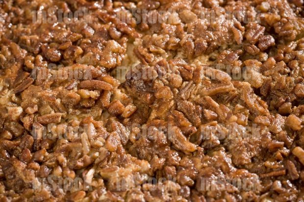 Nuez trozada caramelizada