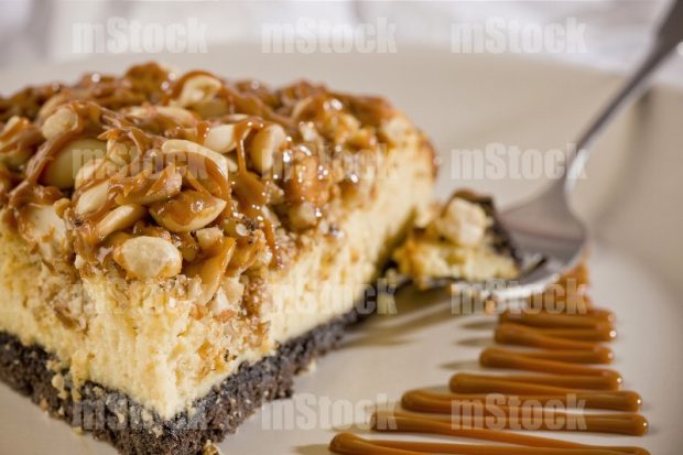 Pastel Snickers rebanadas