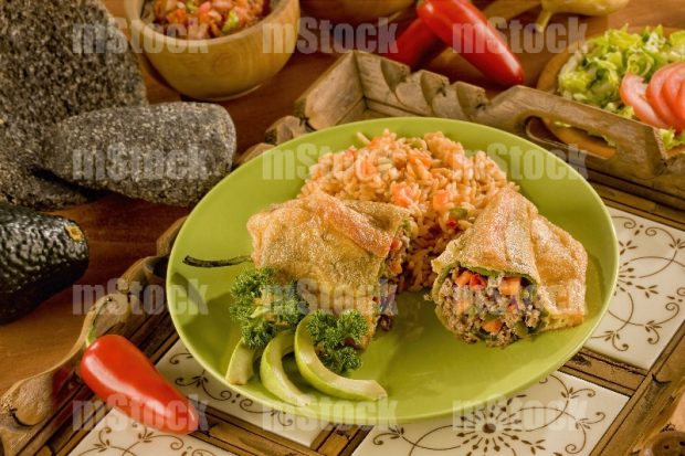 Chile Relleno lampreado con Carne