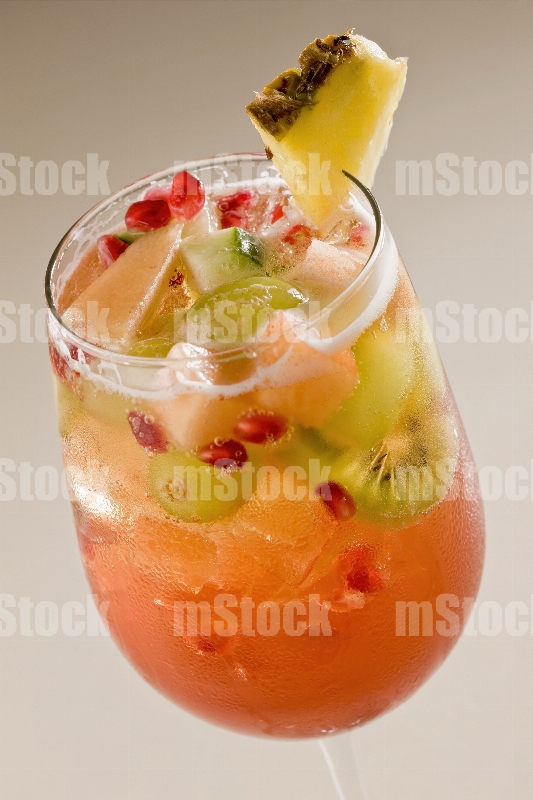 Clericot bebida de frutas con alcohol