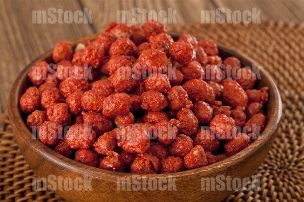Cacahuates garapiñados rojos dulces