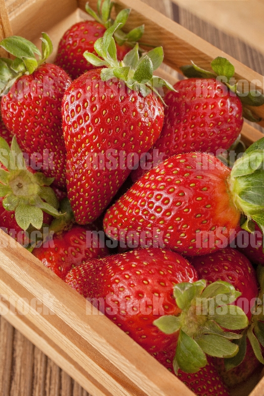 Fresas frescas vertical