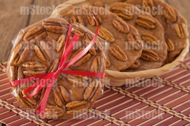 Palanquetas de Nuez con leche quemada