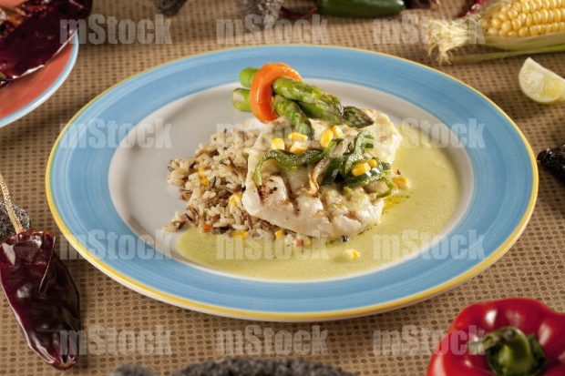 Pechuga de pollo con arroz salvaje