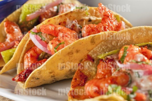 Taco de camarones a la diabla