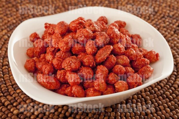Cacahuates garapiñados rojos