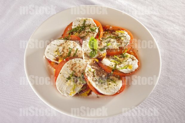 Ensalada caprese gourmet