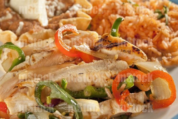Fajitas de pollo con pimientos