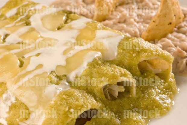 Enchiladas suizas verdes
