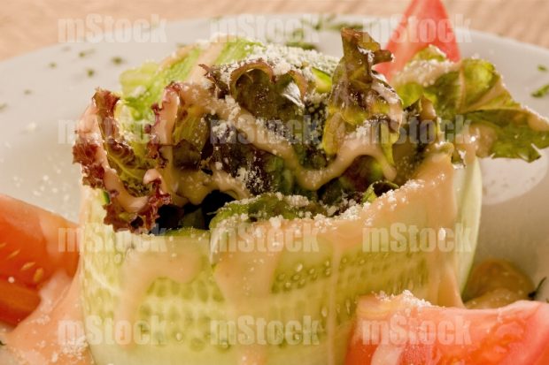 Ensalada verde con tomate