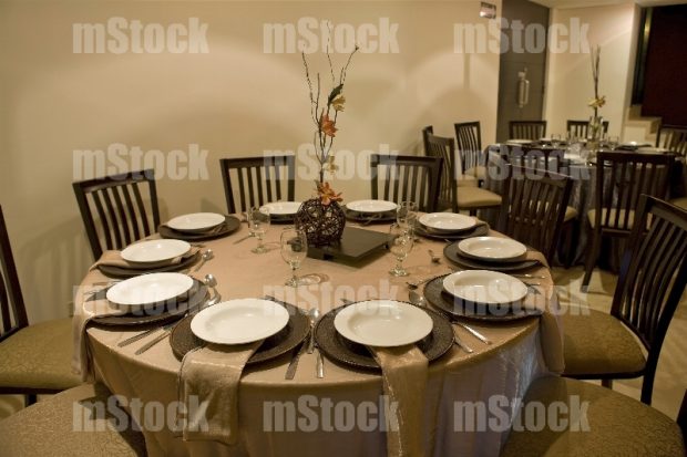 Montaje de mesa para evento