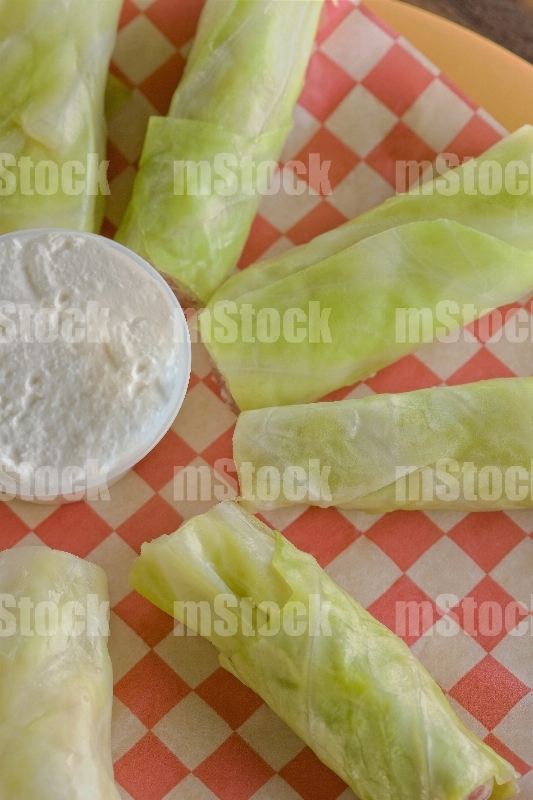 Rollitos con Hojas de Repollo