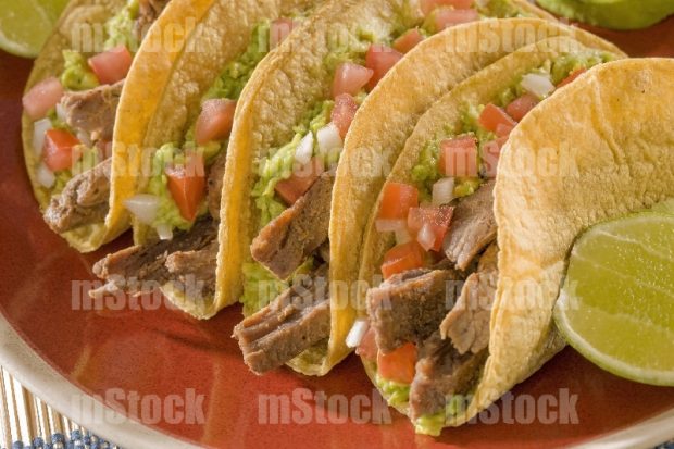 Tacos de Fajita con limón en Tortilla de Maíz