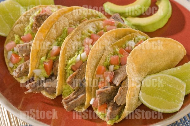 Tacos de Fajita de Res con aguacate