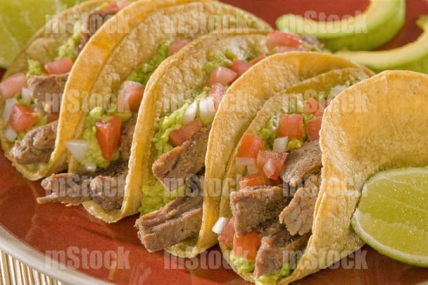 Tacos de Fajita de Res con limón en Maíz