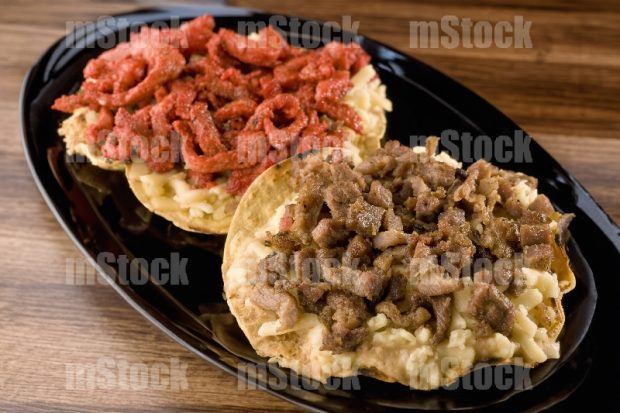 Volcán de costilla adobada