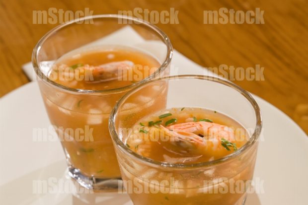 Caldo de camarón como principio