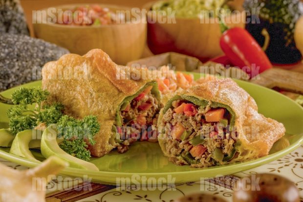 Chile Relleno de Carne con verduras