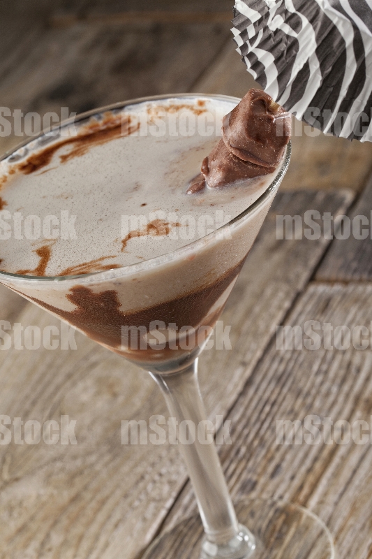 Coctel de licor de chocolate