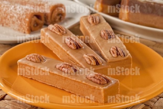 Dulce de leche con nuez