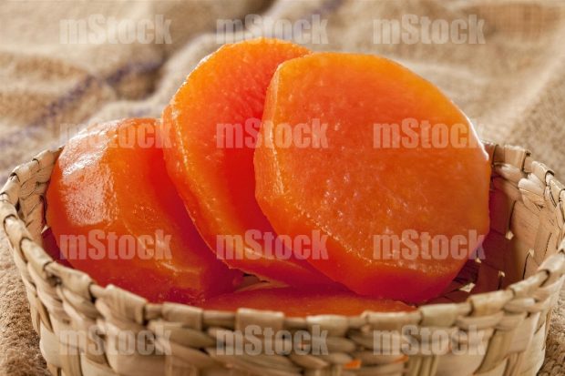 Dulces de Camote cristalizado en canasta