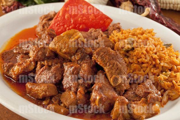 Lechón en salsa roja