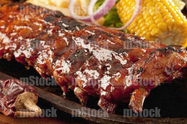 Costillas de cerdo en salsa barbacoa