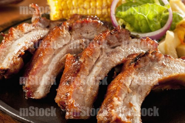 Costillas de cerdo en salsa BBQ