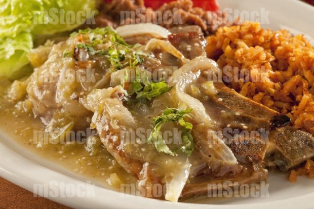 Chuletas de cerdo en salsa verde