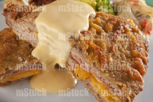 Milanesas de Res rellenas de jamón y queso